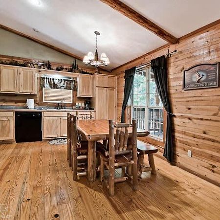 Secluded 2 Story Cabin Pool Wifi Smart Tvs Eureka Springs Exteriér fotografie