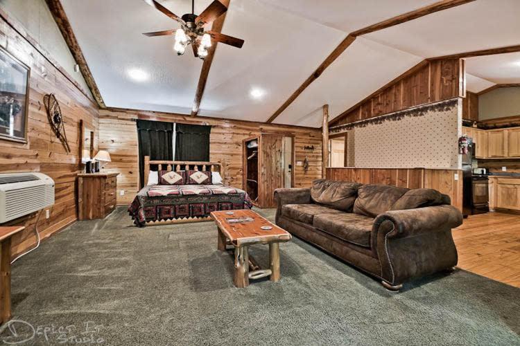 Secluded 2 Story Cabin Pool Wifi Smart Tvs Eureka Springs Exteriér fotografie